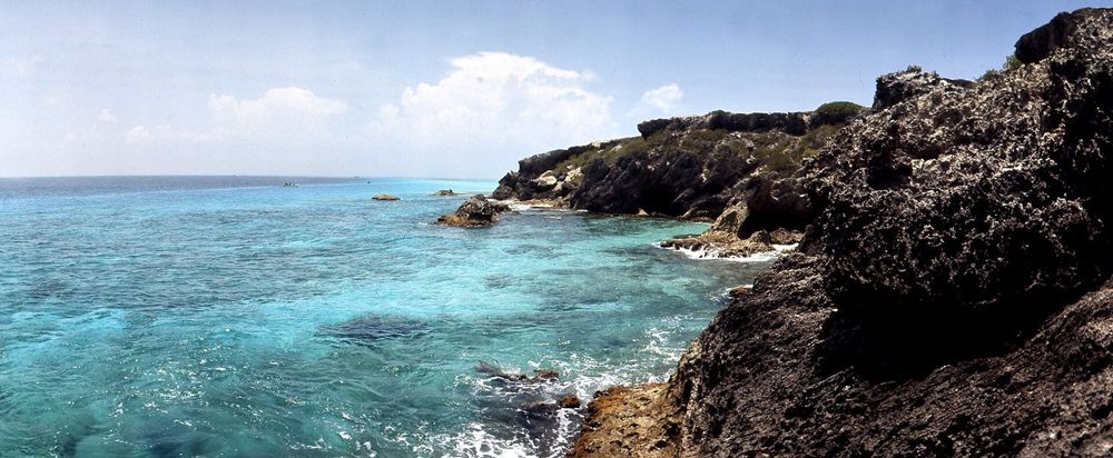 The coast of Isla Mujeres
